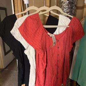Women's Button-Down Tops
